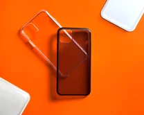 Чехол iPhone XR Clear Case (черный)